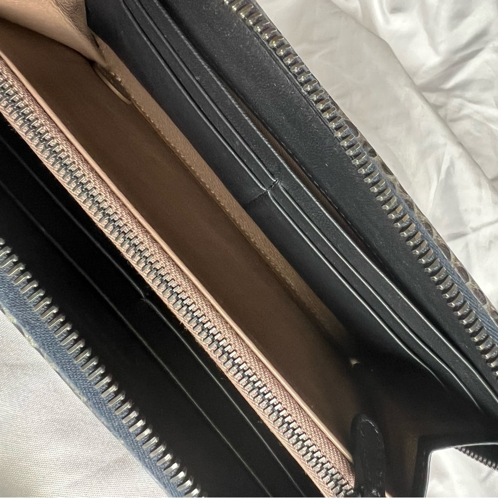 Exotic Python Bottega Veneta Wallet - image 8